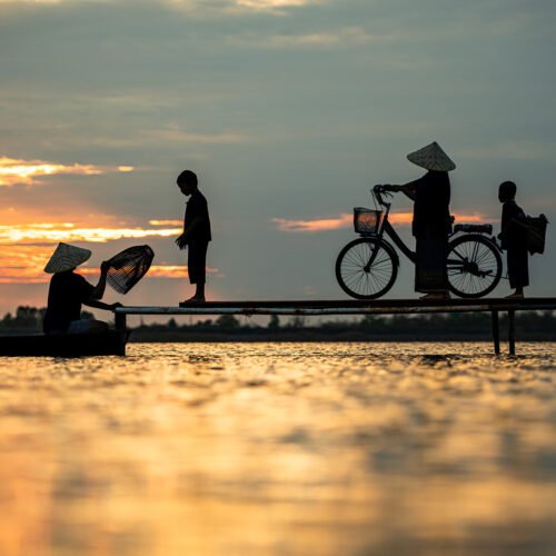 vietnam laos y ca,boya con ekimane