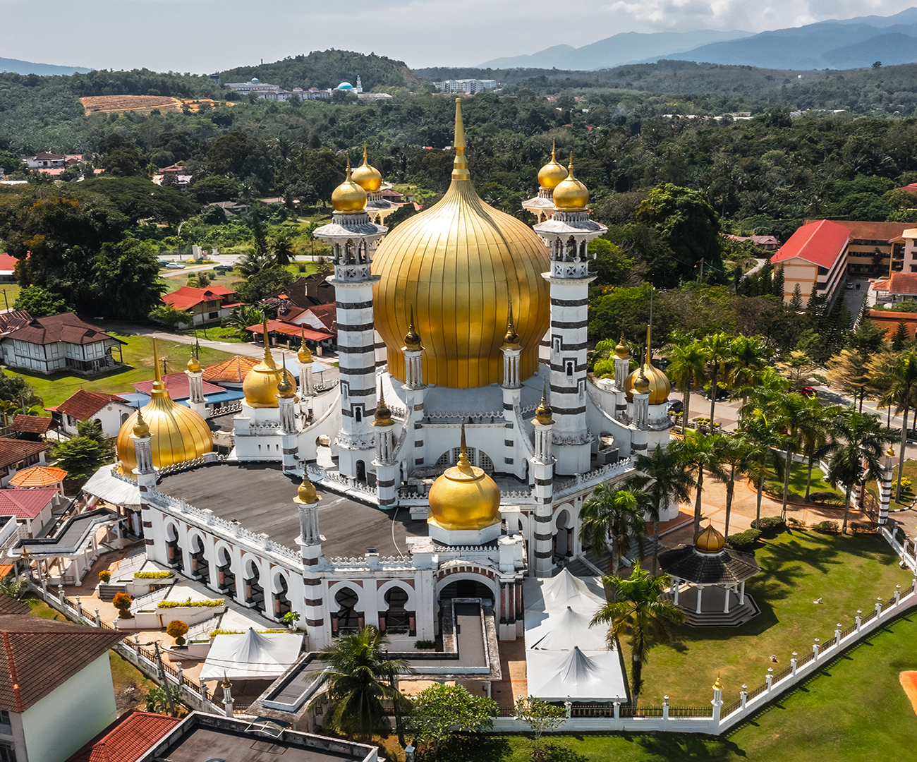 Viaja a Malasia con Ekimane